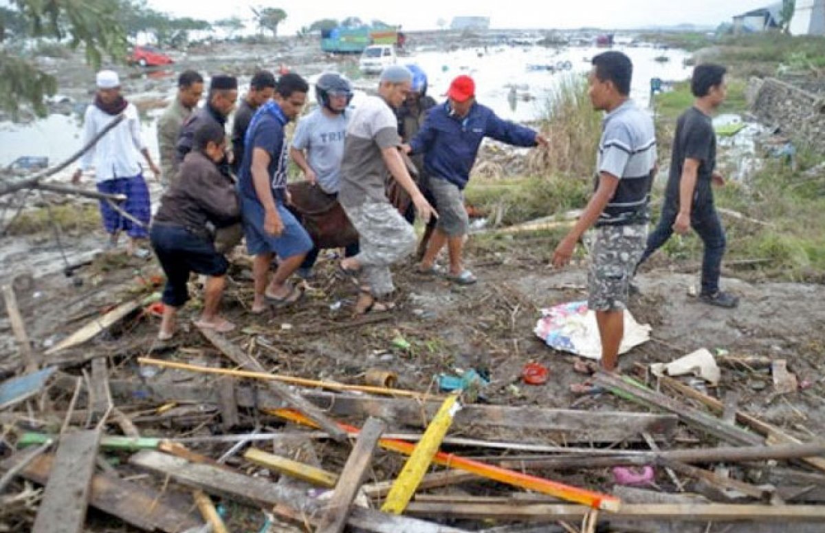 ارتفاع حصيلة ضحايا تسونامي إندونيسيا إلى 281 قتيلا وأكثر من ألف مصاب