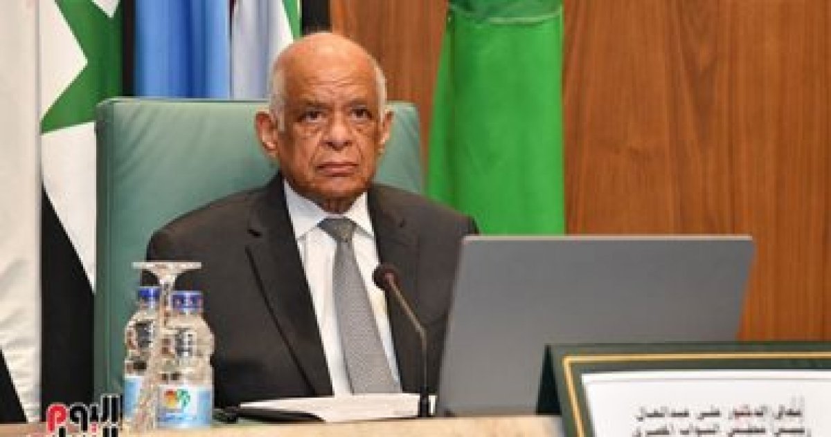 عبد العال يؤكد تواصل مساندة مصر بقيادة الرئيس ‏السيسى للبرلمان العربي.. صور
