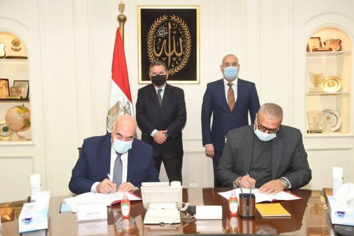  *وزيرا قطاع الأعمال والإسكان يشهدان توقيع بروتوكول تعاون لتطوير أراضي "القابضة للغزل والنسيج" غير المستغلة* 