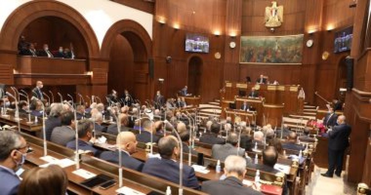 أمين عام الشيوخ يؤكد أهمية التزام العاملين بمدونة السلوك البرلمانى