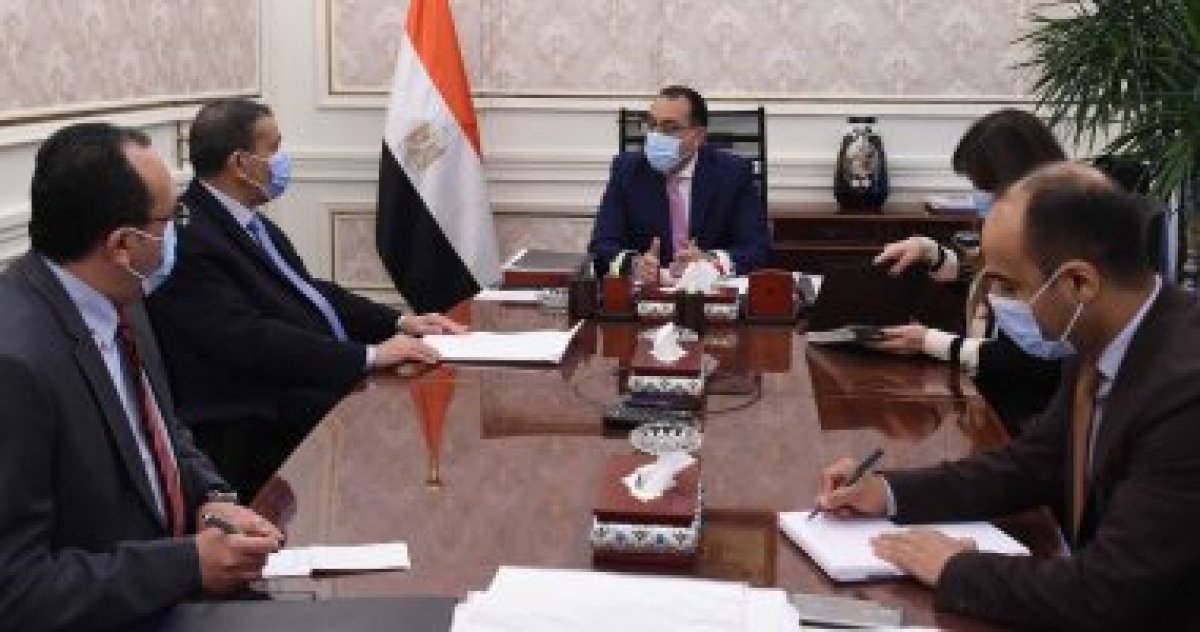 بدء اجتماع لجنة إدارة أزمة كورونا لبحث التداعيات بعد تزايد أعداد الإصابات