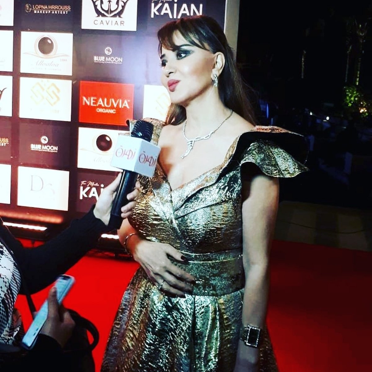 تكريم الفنانة "مادلين طبر" بمهرجان اوسكار العرب كأفضل فنانة لهذا العام