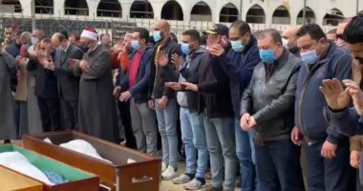 شيعت جنازة الفنان محمود عبد الغفار من مسجد الصباح بحي الهرم 