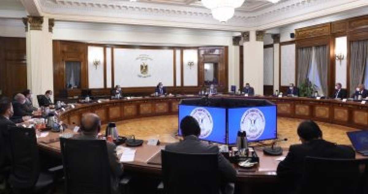 مدبولي: تكليفات من الرئيس بالاعتماد على الصناعة الوطنية بمشروعات "حياة كريمة"