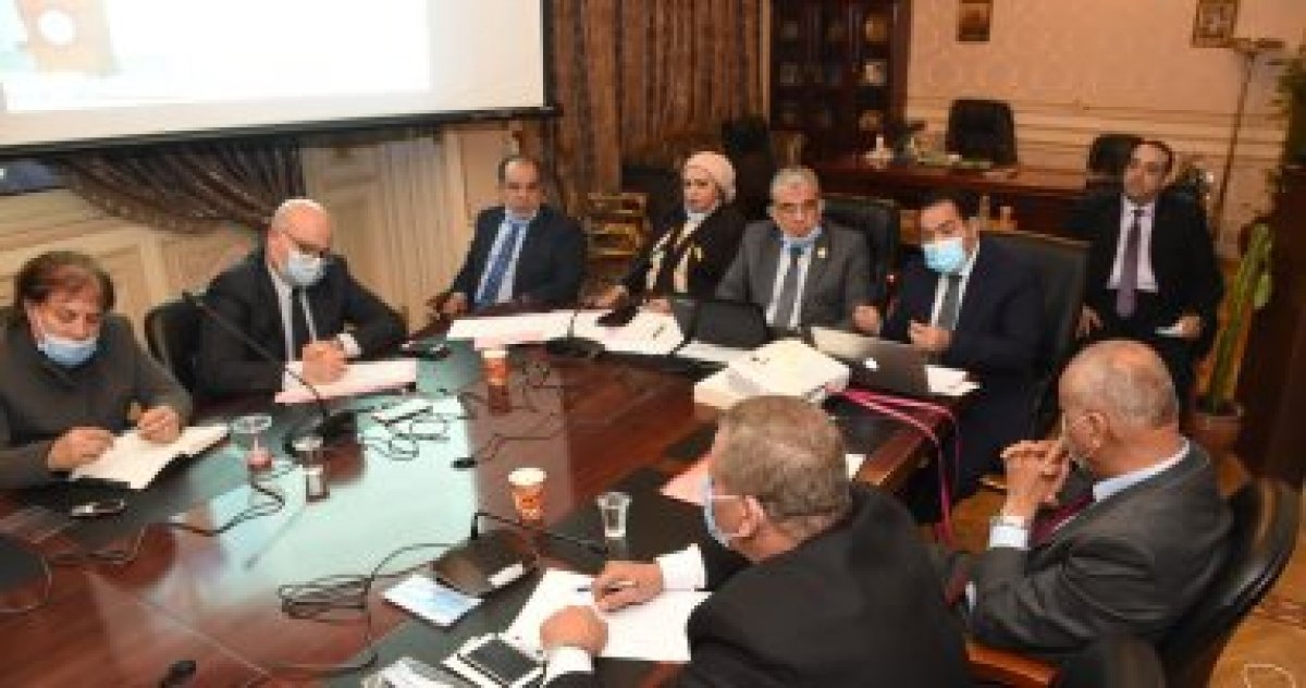 صالح الشيخ يستعرض جهود التنظيم والإدارة فى "التسوية" للمؤهل الأعلى