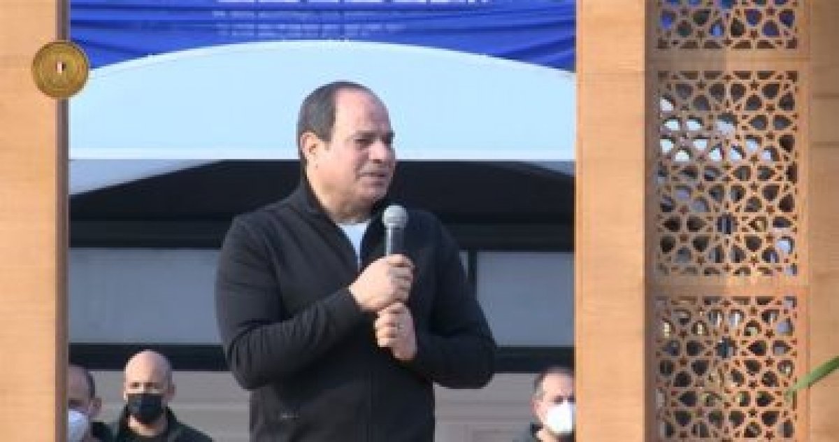 عائلات طلاب الكلية الحربية للرئيس السيسى: "إحنا وولادنا فداء مصر