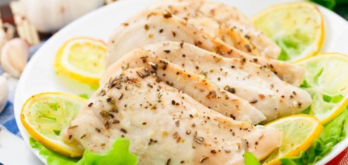 طريقة 'عمل صدور الدجاج بالليمون والثوم 