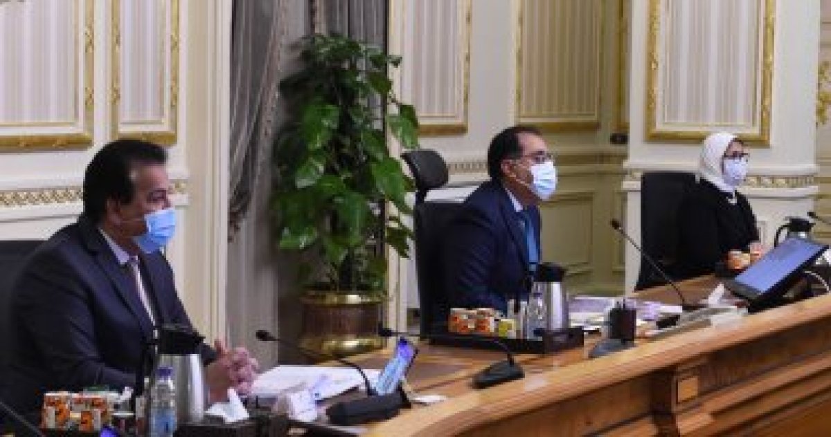 الحكومة ترد على شائعة تحميل المزارعين تكلفة تبطين الترع بـ7 آلاف جنيه للفدان