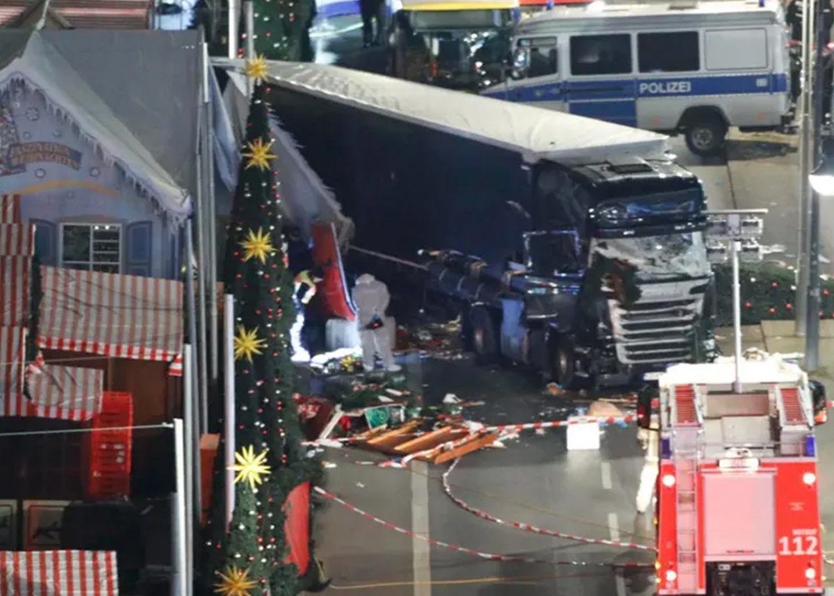 رجلا دهس بسيارته مجموعة من المارة في إحدى مناطق العاصمة برلين