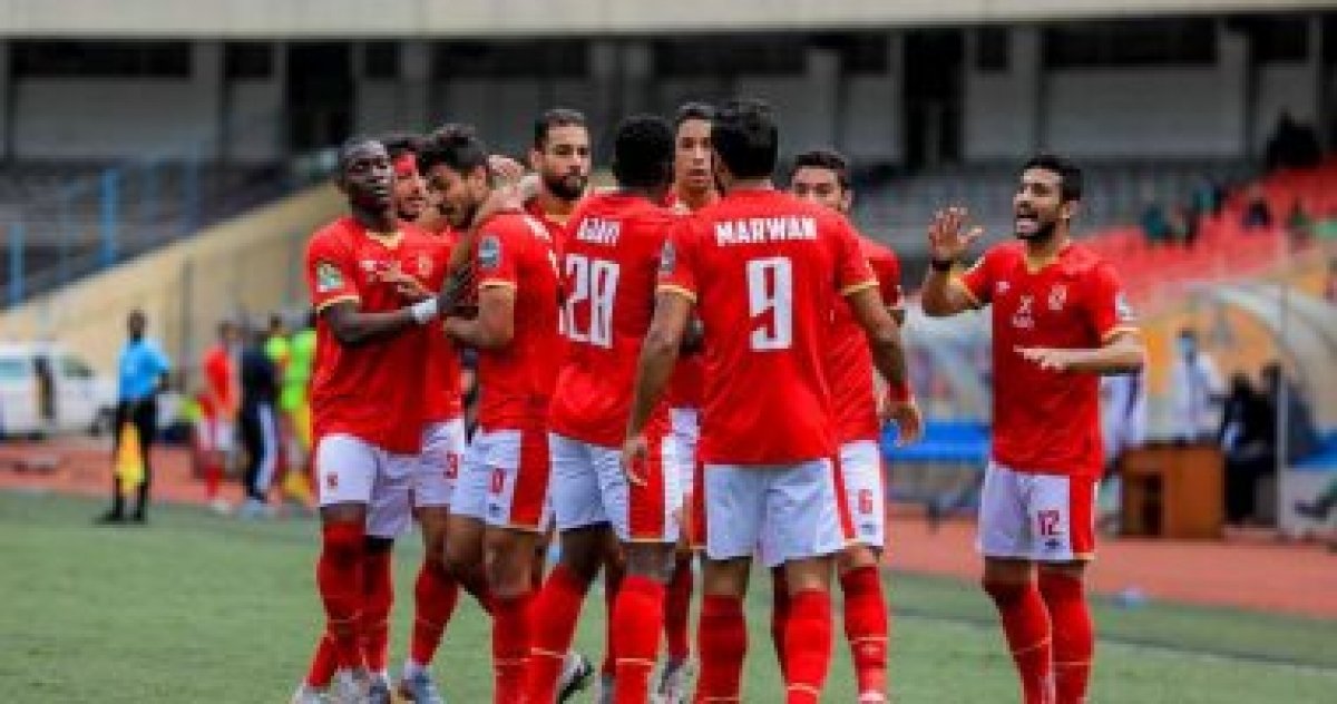 سقط فريق الأهلي في فخ الهزيمة أمام سموحة بهدفين لهدف