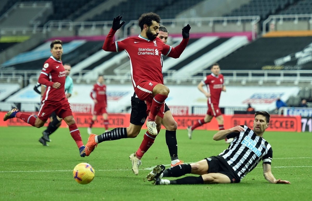 موعد مباراة ليفربول ونيوكاسل اليوم السبت والقناة الناقلة