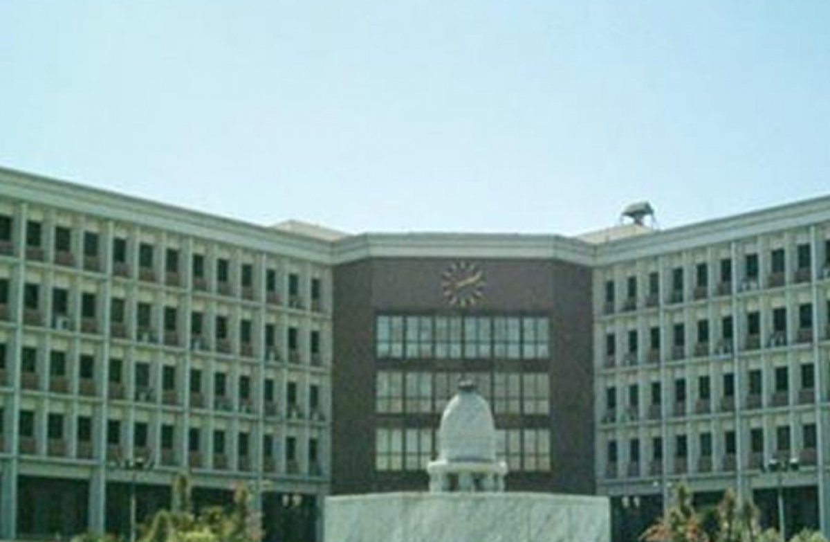 ارتفاع وفيات حادث الداخلة إلى 7 وتحويل 5 مصابين لمستشفيات أسيوط