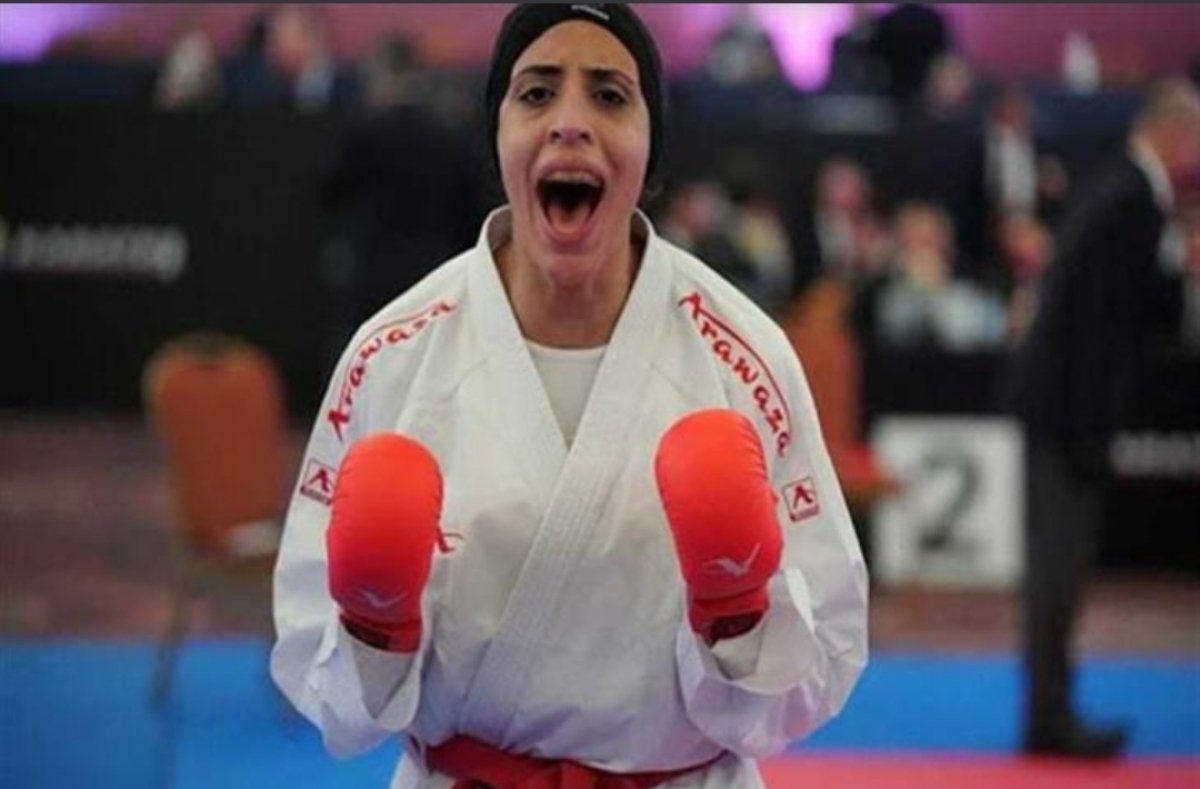 على سلم المجد تضع فريال أشرف مصر في المرتبةالأولي وتحرز الذهبية 