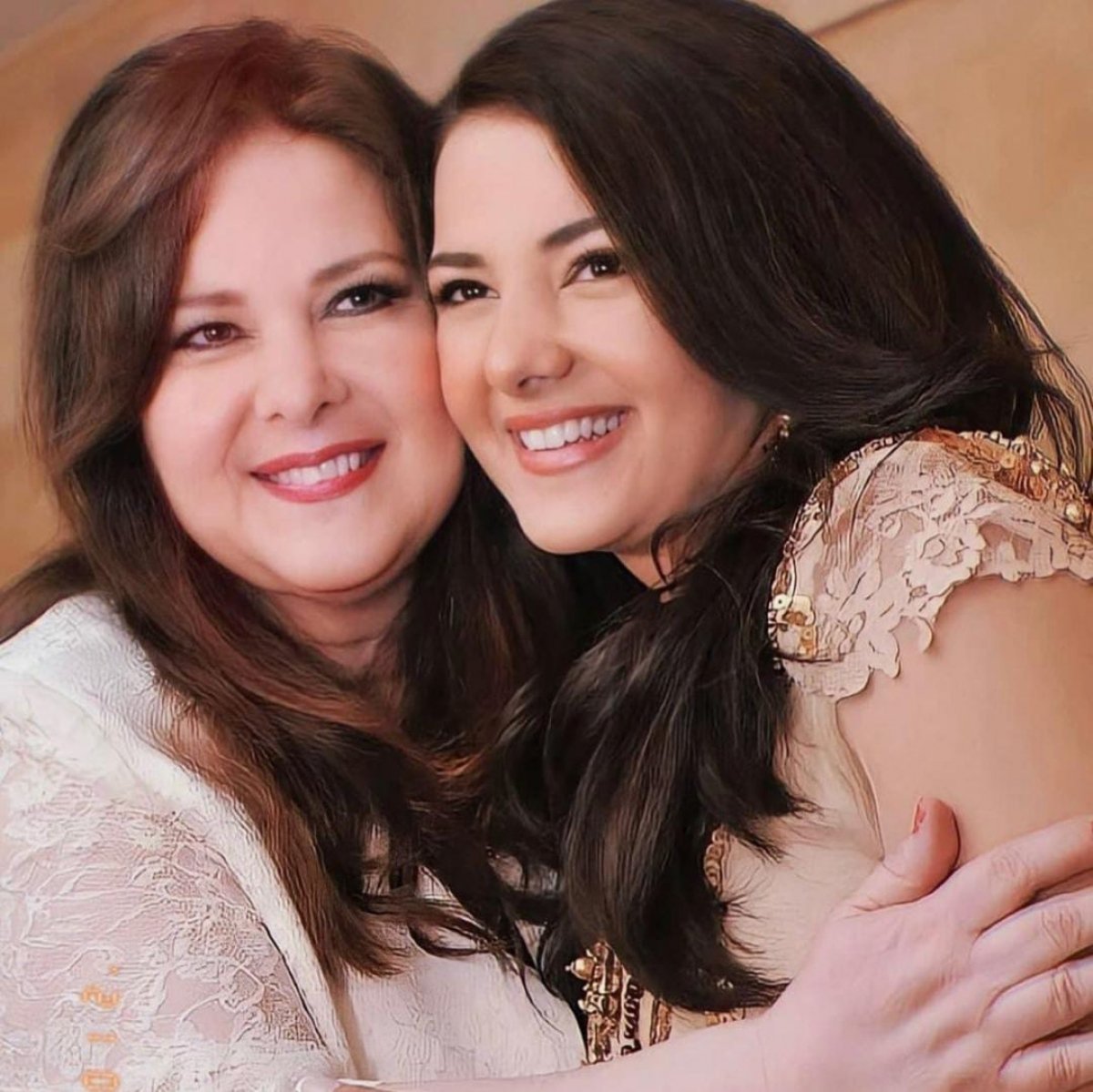 دنيا سمير غانم تنعي والدتها بكلمات مؤثرة 