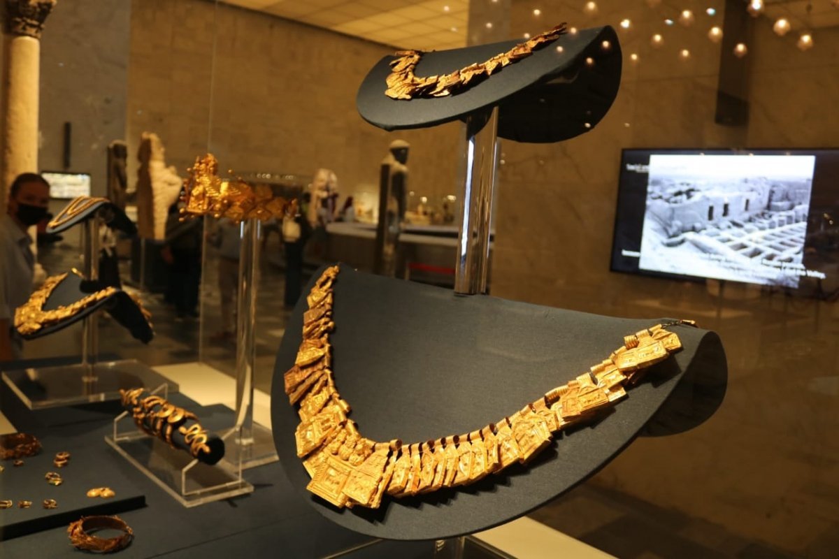 الوفد الإعلامى الروسى يزور متحف الحضارة بالفسطاط