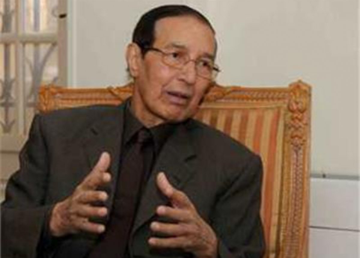 القلعة الحمراء تنعي نقيب الإعلاميين الأسبق