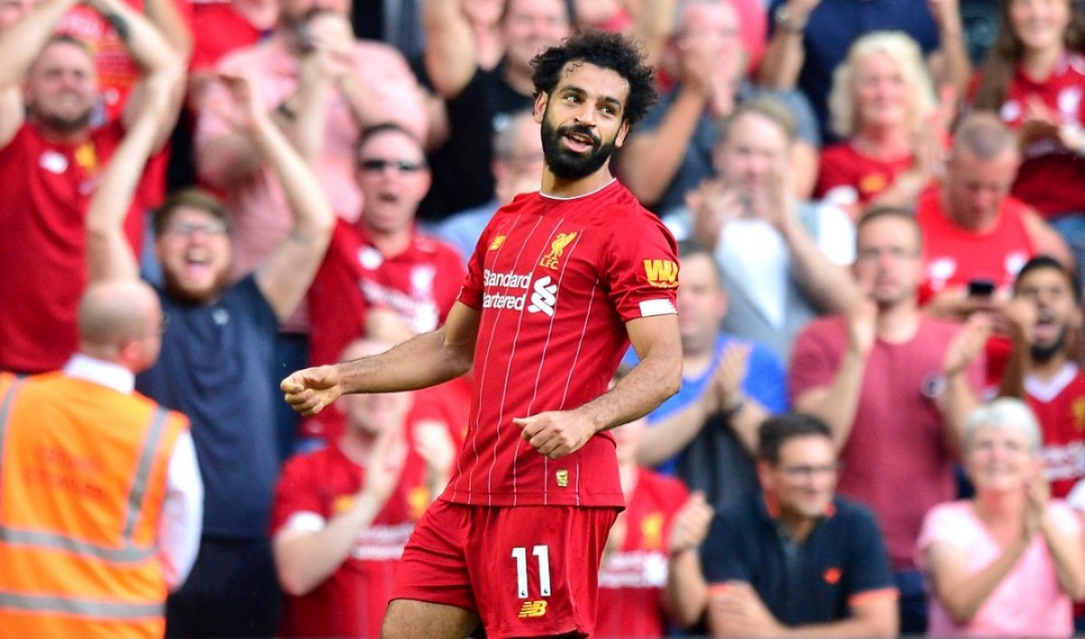 محمد صلاح يصل لمعسكر المنتخب لمواجهة الجابون وأرسينال يعتذر