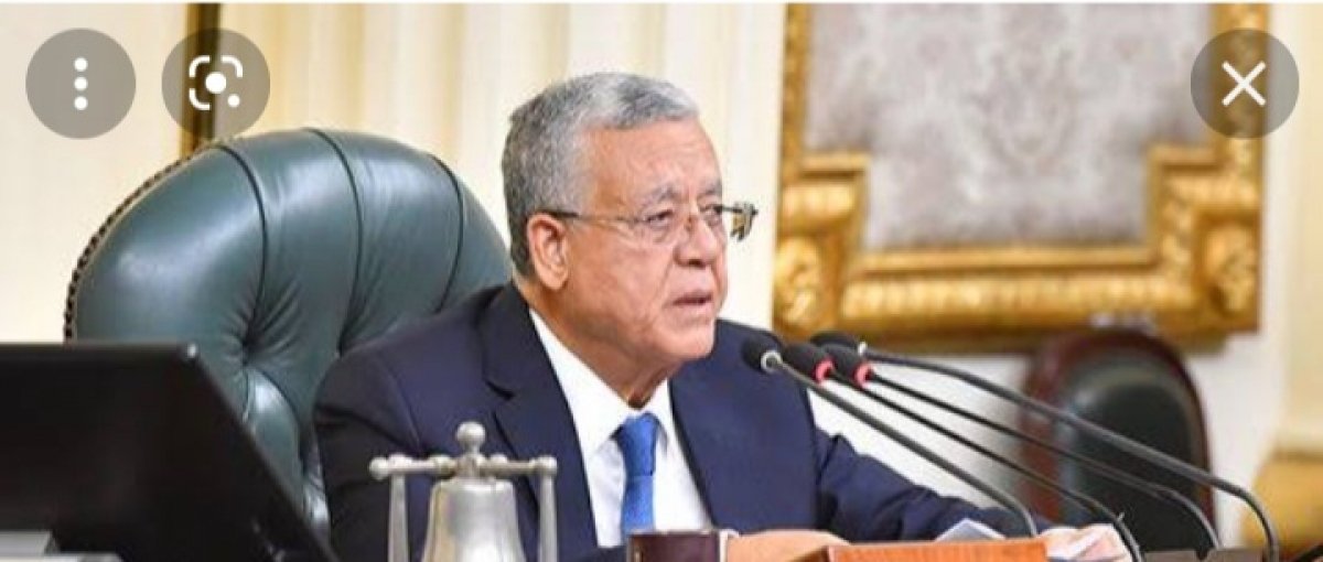 الجبالى يشهد مراسم تسليم نموذج قناع توت عنخ امون للامم المتحدة