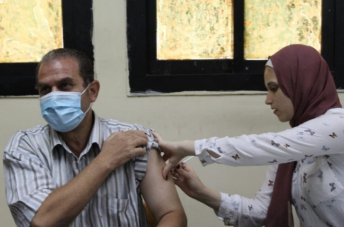 مديرية تعليم القاهرة تطعم العاملين بالجرعة الثانية