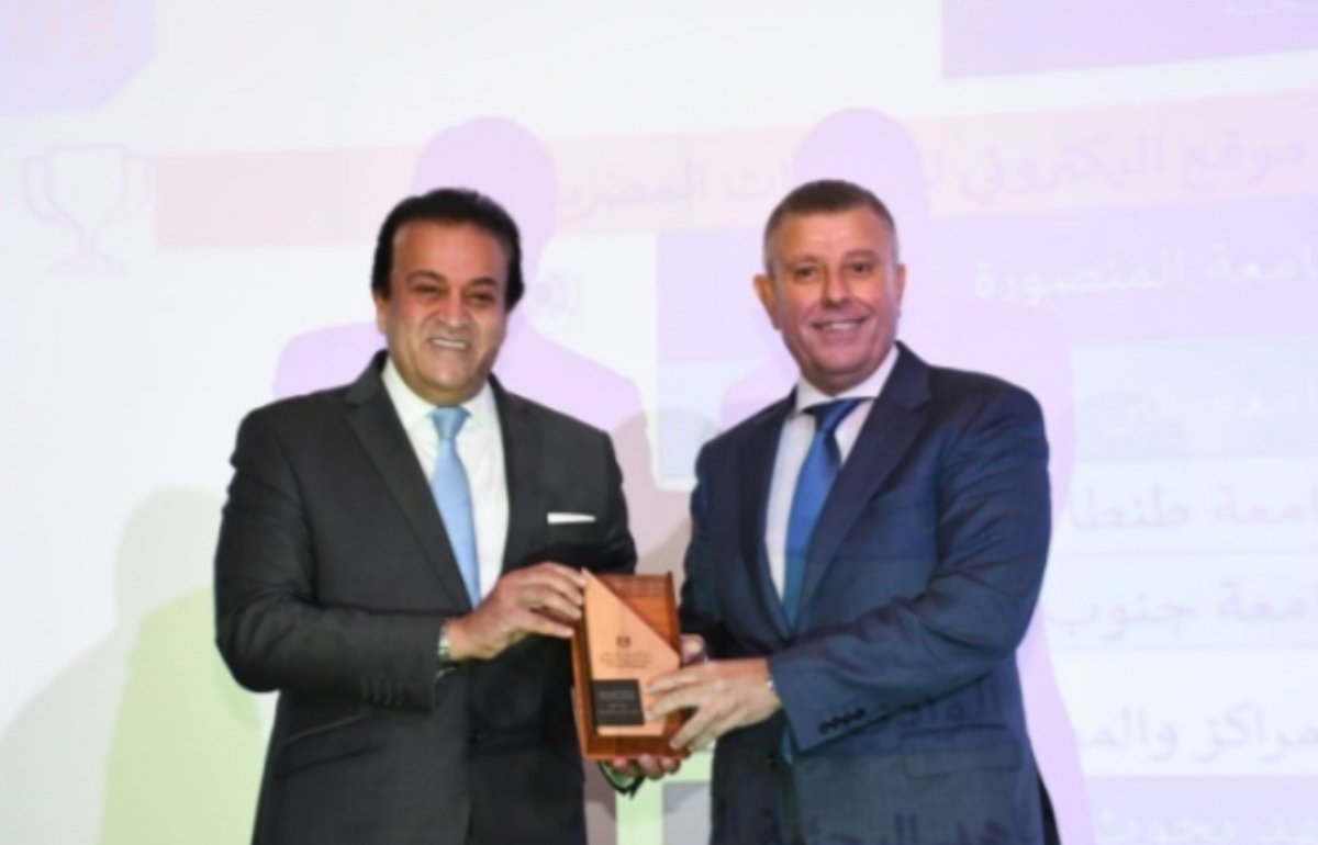 عين شمس تحصد المركز الأول كأفضل جامعة مصرية