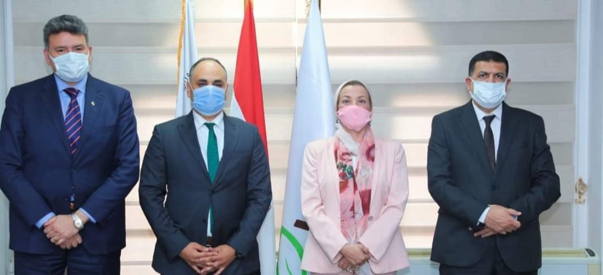 وزارة البيئة توقع برتوكول تعاون مع مركز التنمية المستدامة بمدينة زويل.