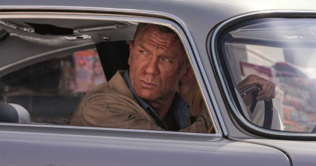 انطلاق عرض لأبرز مركبات العميل 007 احتفالاً بمرور 60 عاما على سلسلة أفلامه. 