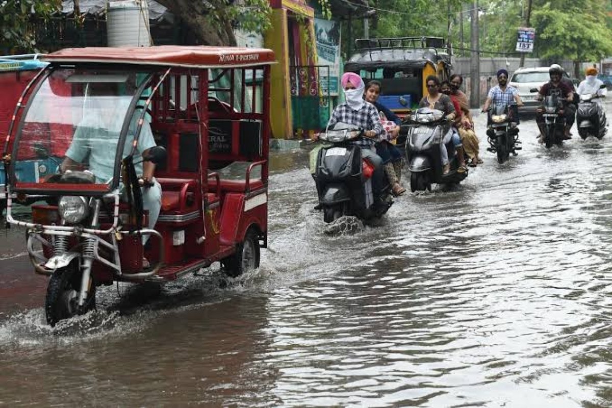 النشاط يؤجل في الهند بسبب الأمطار وسوء الأحوال الجوية