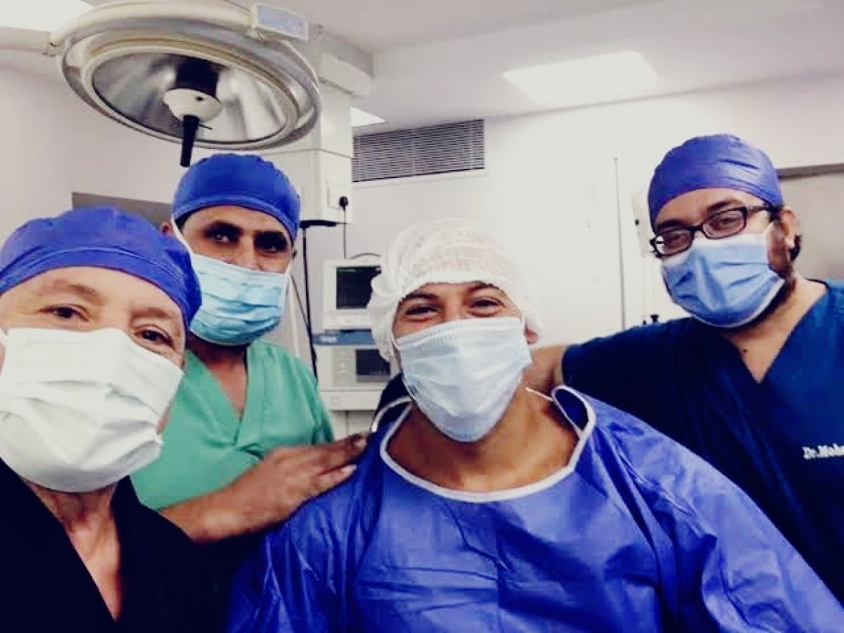 من داخل المستشفى.. أحمد التهامي يقول : «الحمد لله الذي بنعمته تتم الصالحات». 