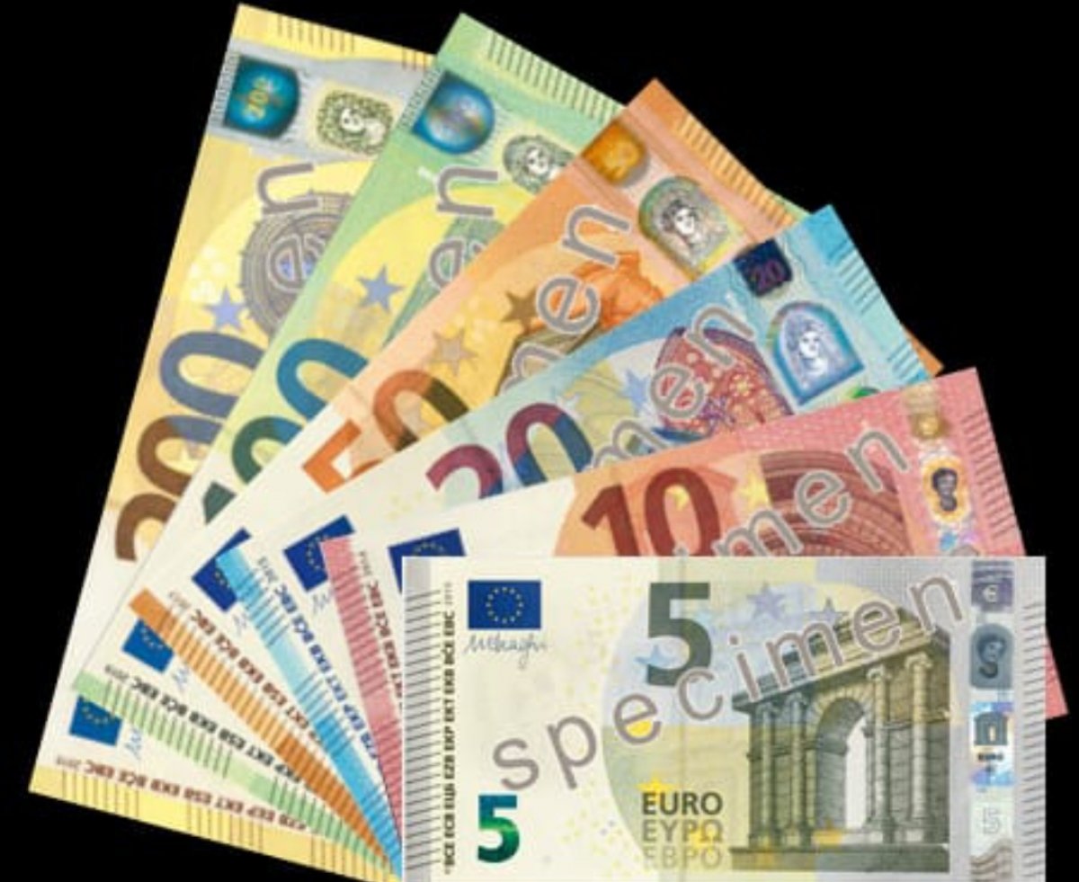 سعر اليورو اليوم يتراجع في البنوك المصرية 