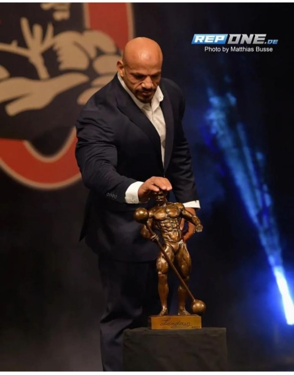 للمرة الثانية علي التوالي توّج بيج رامي ببطولة مستر اولمبيا ٢٠٢١ 