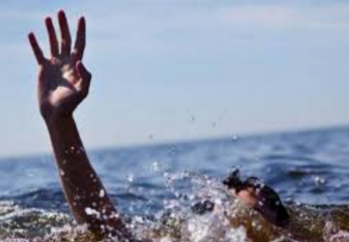 إنتشال جثة شاب غريق في ترعة الإسماعيلية  