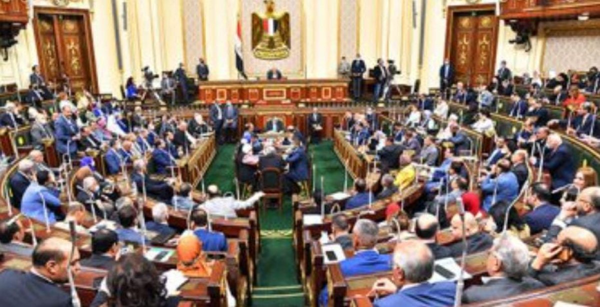 الحكومة تضع لائحه لضبط ساعات عمل القطاع الخاص