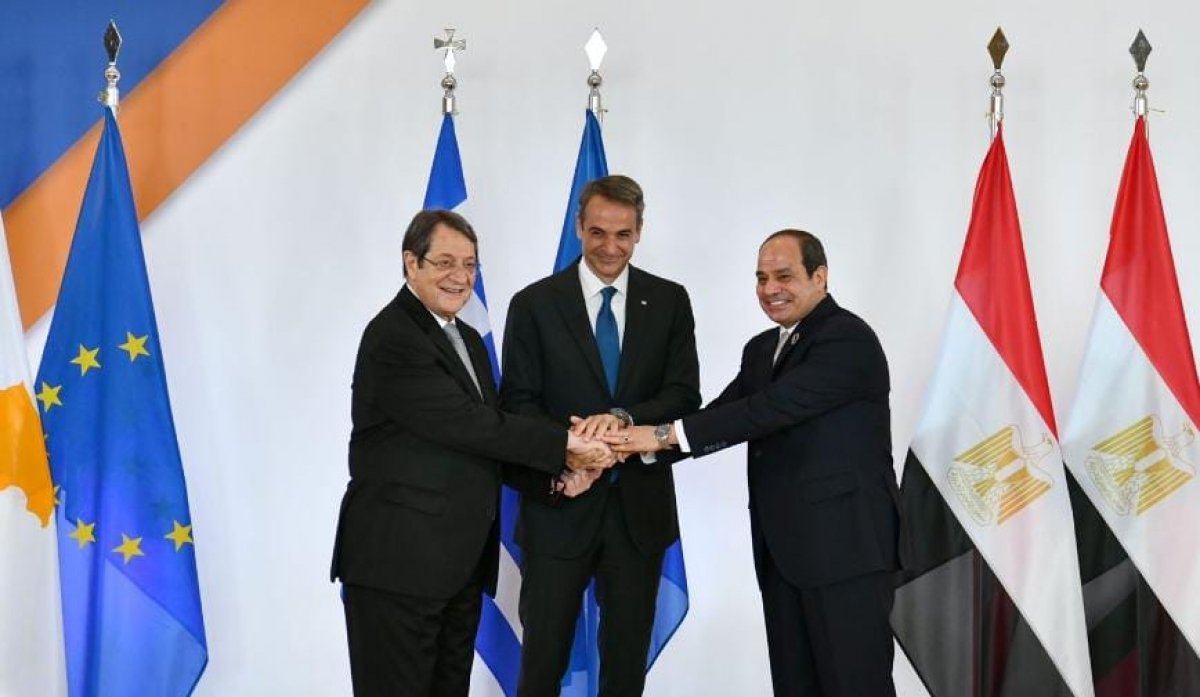 السيسي في أثينا  لتوطيد العلاقات بين البلدين