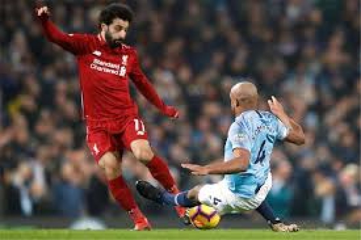 بعد طرد بولي أمام سيتي.. جماهير ليفربول غاضبة بسبب تشابه "كرة صلاح"