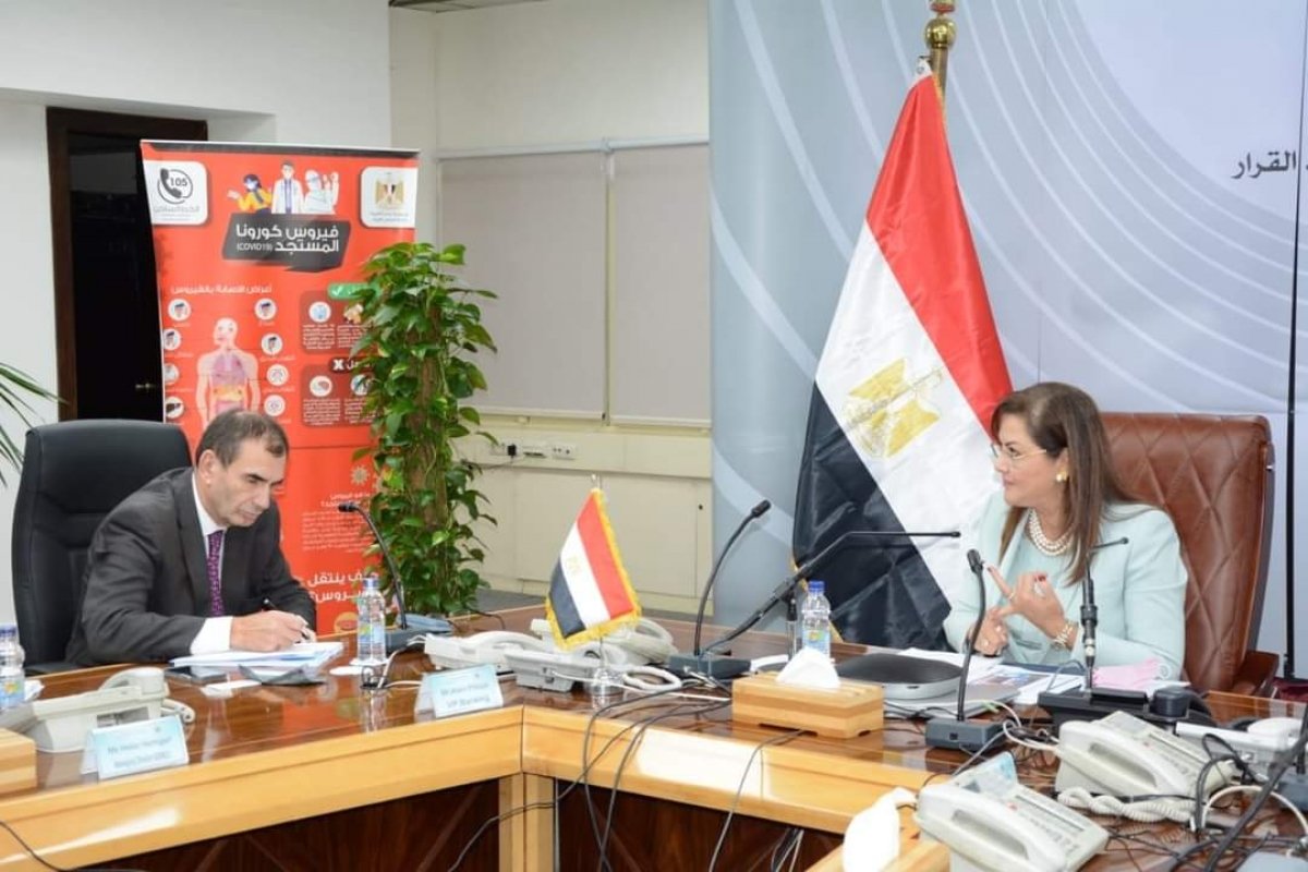 وزيرة التخطيط والتنمية الاقتصادية تناقش أوجه التعاون المشترك مع نائب رئيس البنك الأوروبى لإعادة الإعمار والتنمية