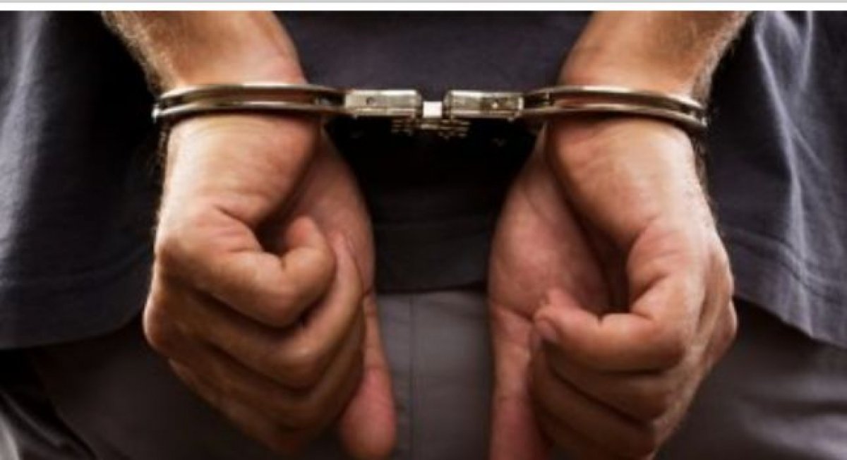 إيحاءات مخلّة بالآداب تتعرض لها فتاة في مترو الأنفاق 