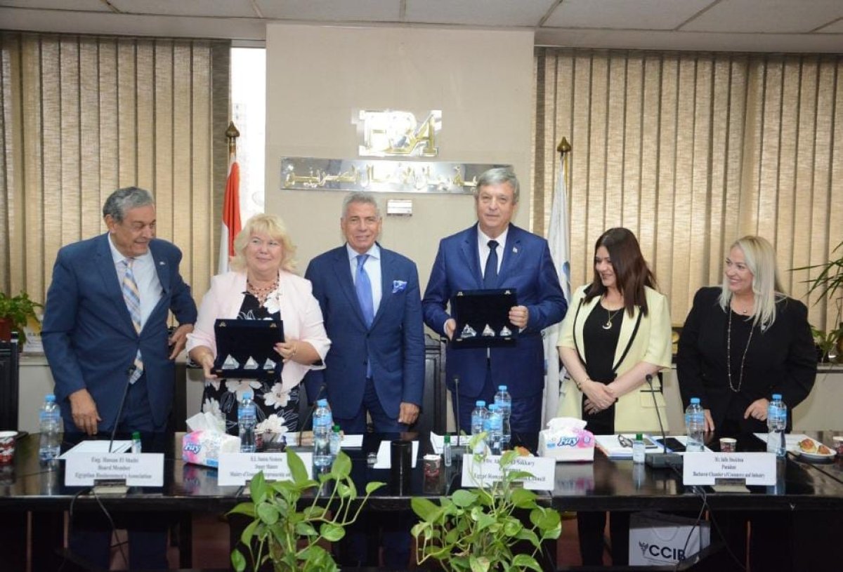 الوفد الروماني يزور جمعيه رجال الأعمال بمصر