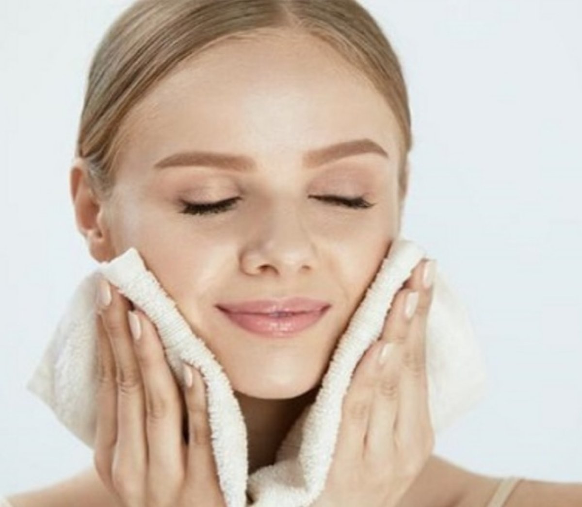 طريقة عمل وصفات بسيطة لعلاج حب الشباب 