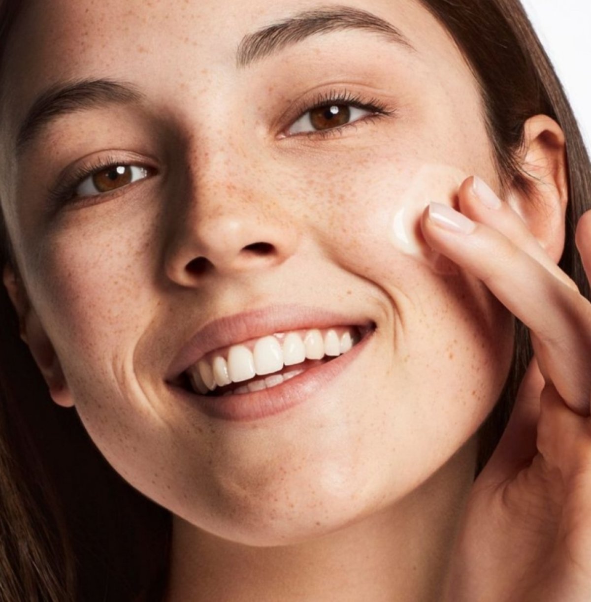 طريقة علاج إسمرار البشرة