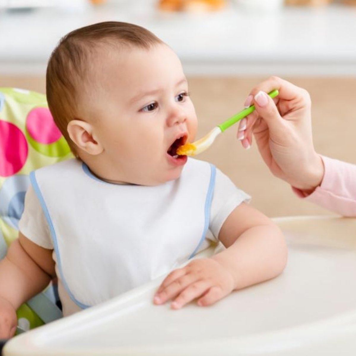 للأمهات، تعرفي على أهم الوجبات التي يمكن تقديمها لطفلك في سن التسع شهور