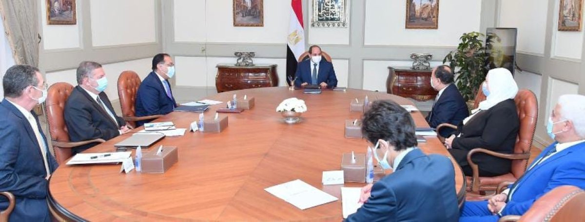 الرئيس يتابع جهود قطاع الأعمال العام