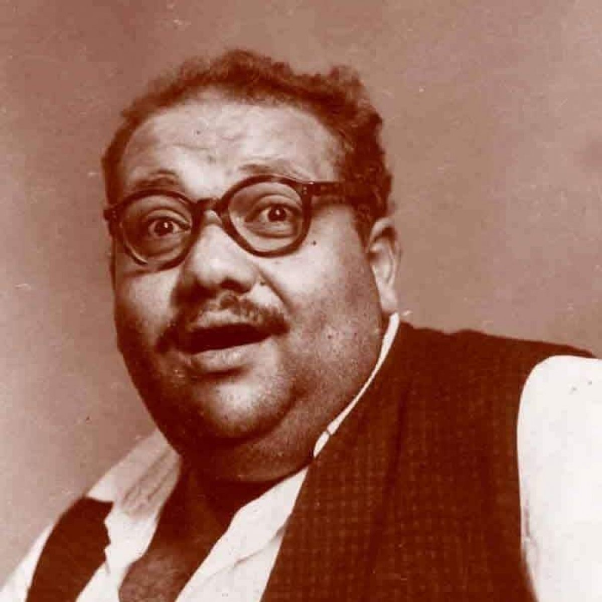 بصمة ابداع يكرم صلاح جاهين كانموذج للإبداع الفنى الاربعاء القادم