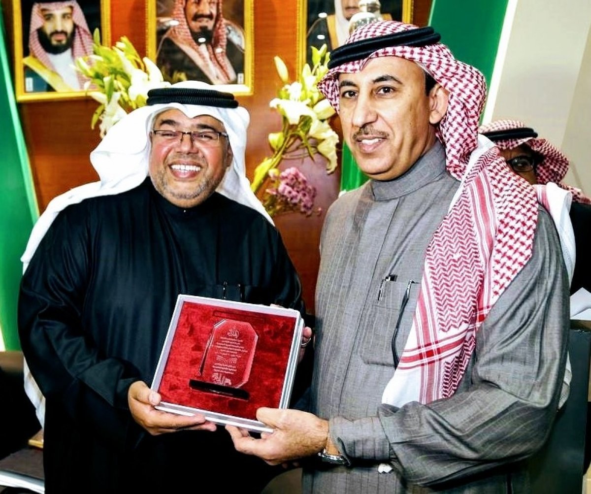   "الخضير" و"المطيري" و"بشاير" في أمسية شعرية بالجناح السعودي بمعرض الكتاب