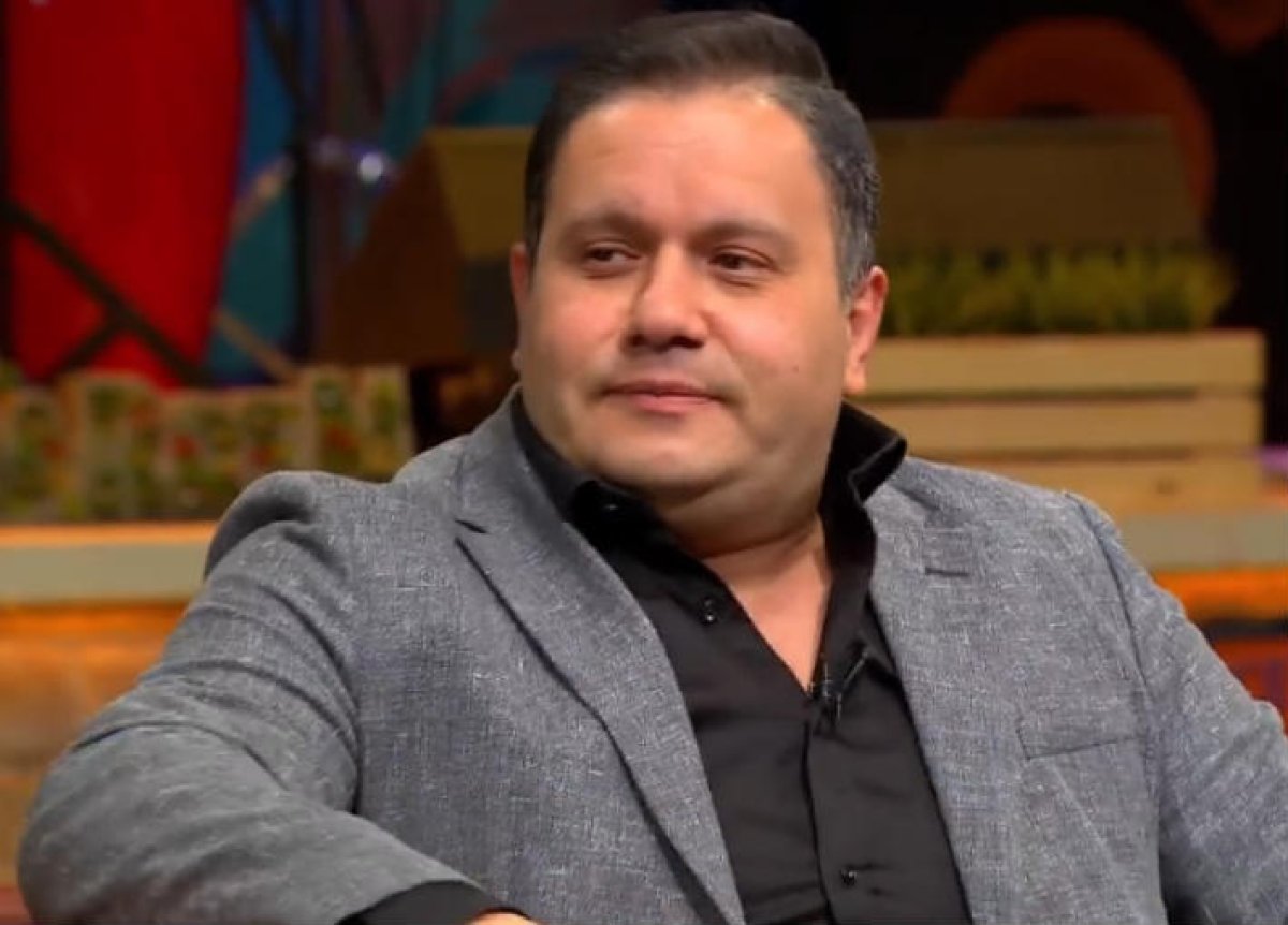 إدوارد يستعد لإحياء حفلاً غنائياً ليلة رأس السنة