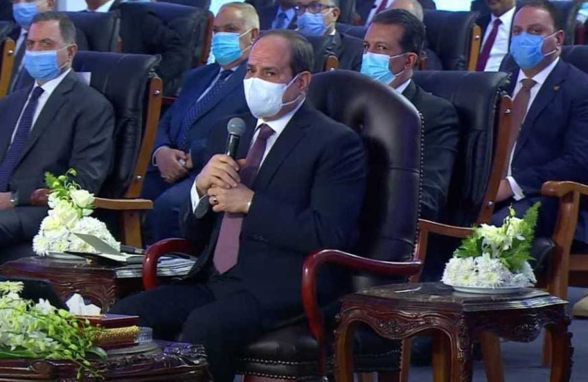 السيسي يفتتح مشروعات قومية بقنا
