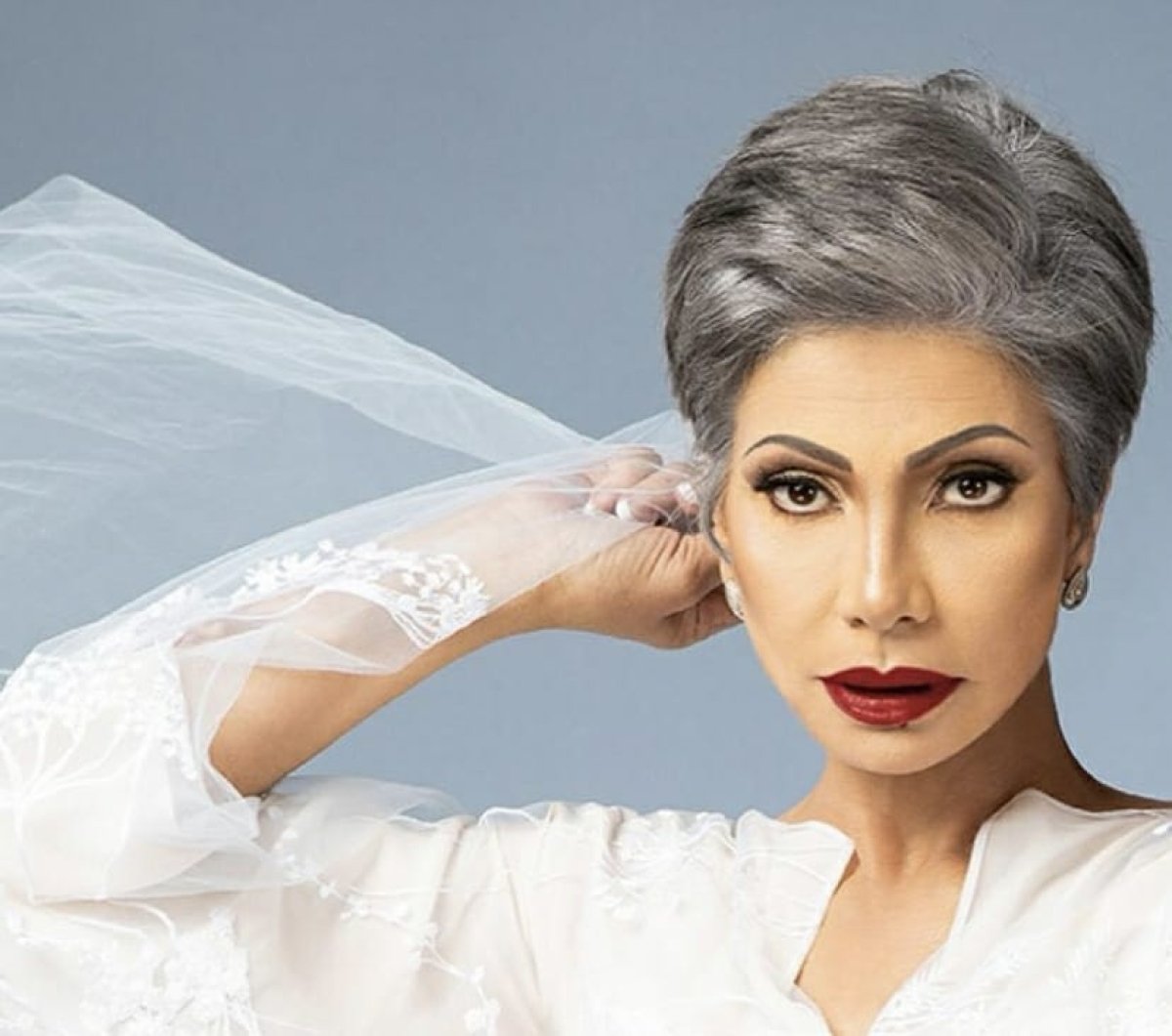 مهرجان أسوان الدولي يكرم سوسن بدر بجائزة إيزيس للإنجاز