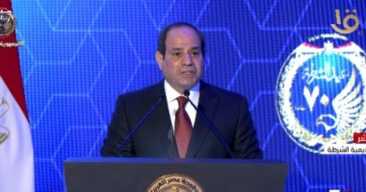 السيسي "ثورة 25 عبرت عن تطلع المصريين لبناء مستقبل جديد"