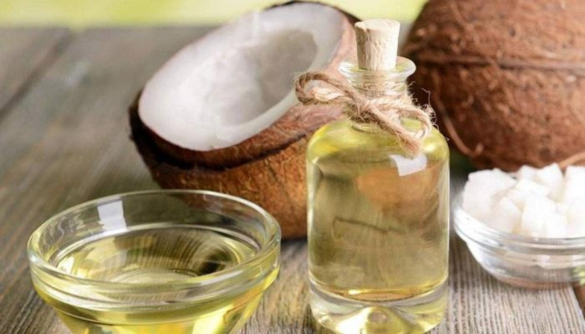 لك طريقة استخدام زيت جوز الهند لمنع تساقط الشعر