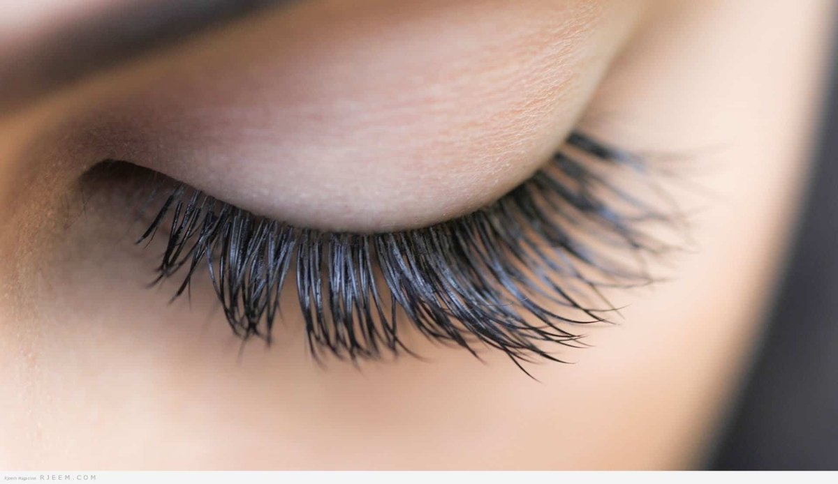 لرموش قوية وأكثر كثافة، لك أبرز طرق تكثيف الرموش