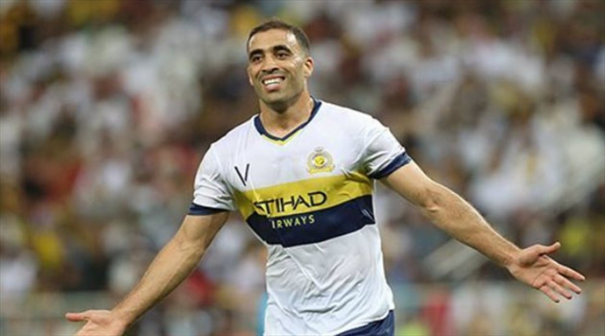 هداف النصر السعودي يحث كلاً من الممثلين والمغنيين والرياضيين والمسؤولين والمشهورين لمساعدة اسرة ريان 